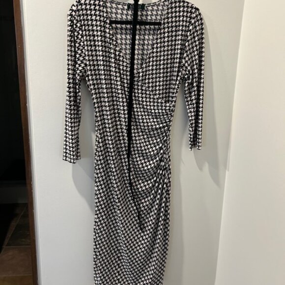 Ralph Lauren black and white checkered dress. Small - Picture 2 of 12